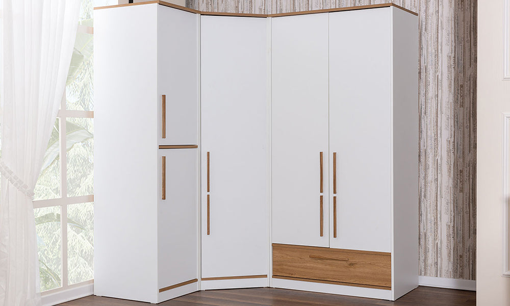 Platon-Garderobe