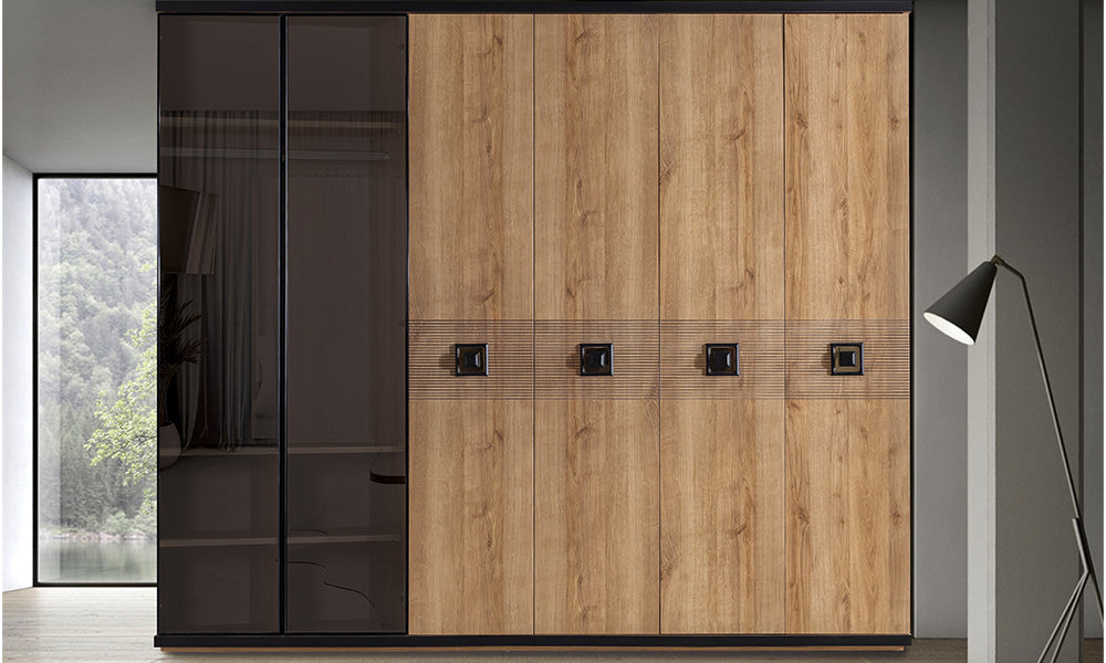 Dora-Garderobe