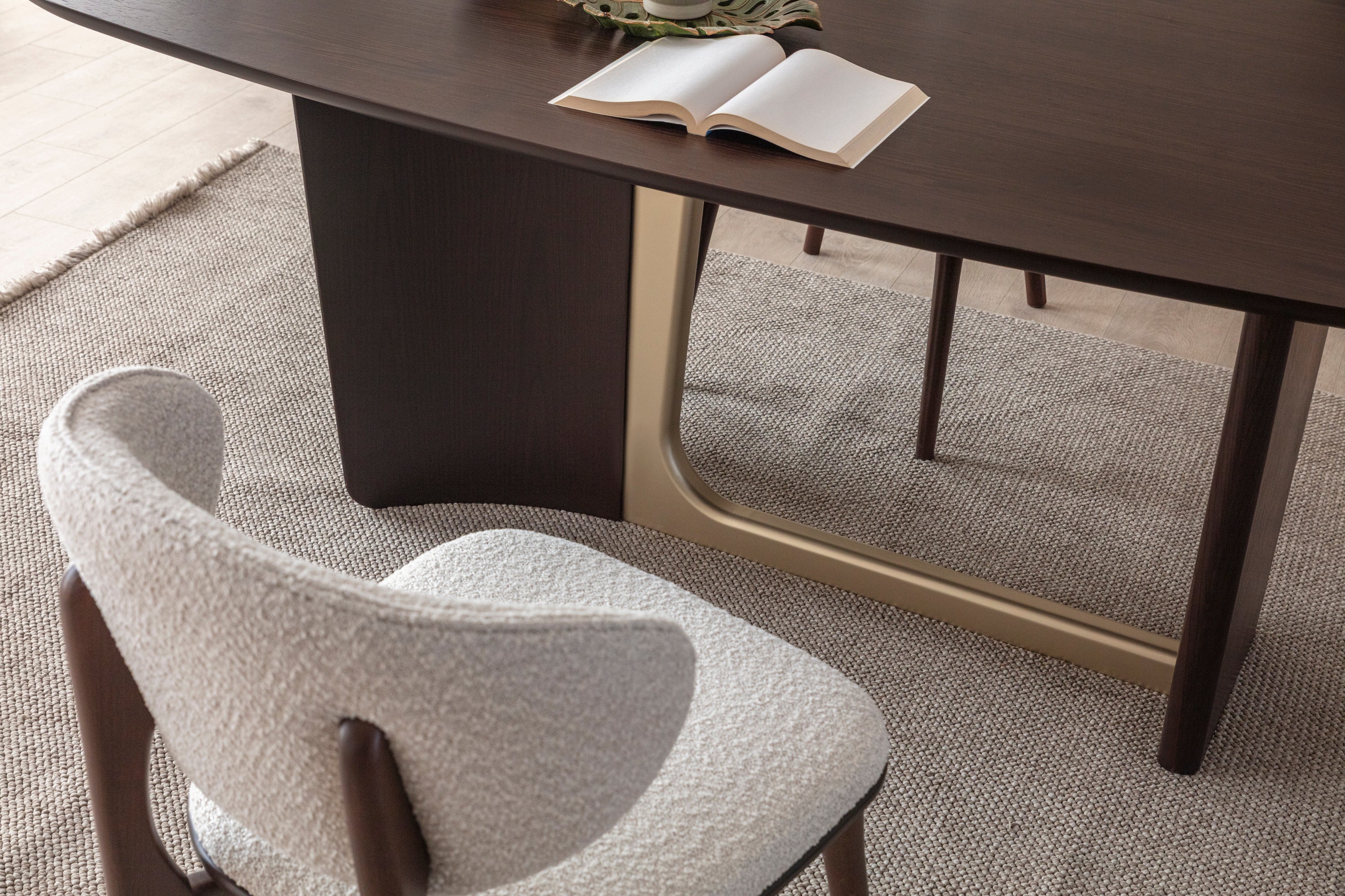 Browni Yemek Masası